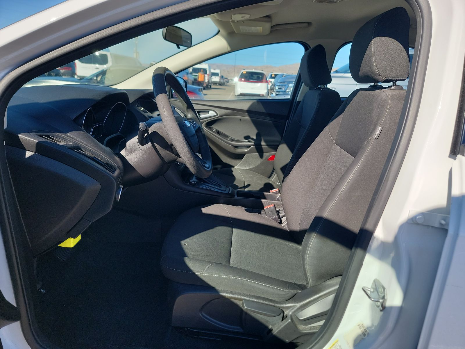 2017 Ford Focus SE FWD