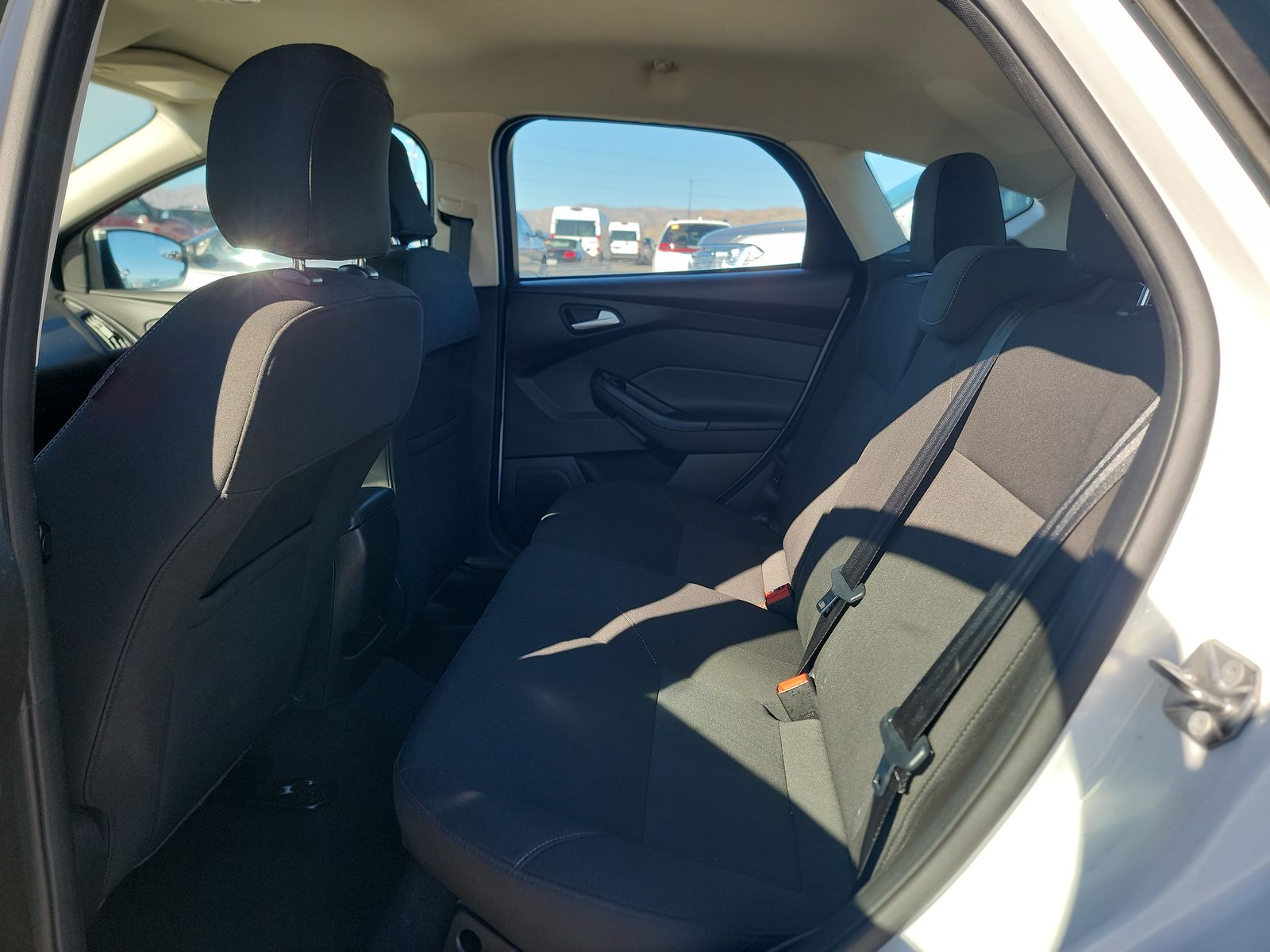 2017 Ford Focus SE FWD