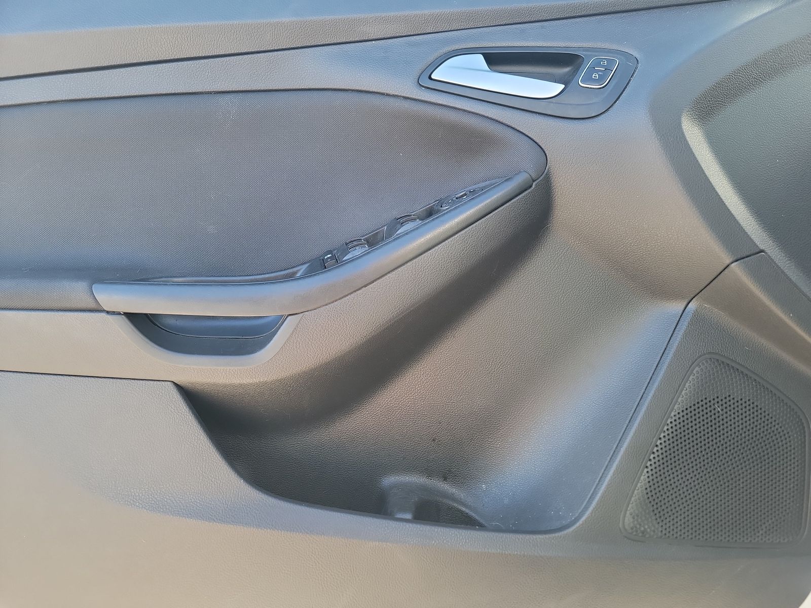 2017 Ford Focus SE FWD