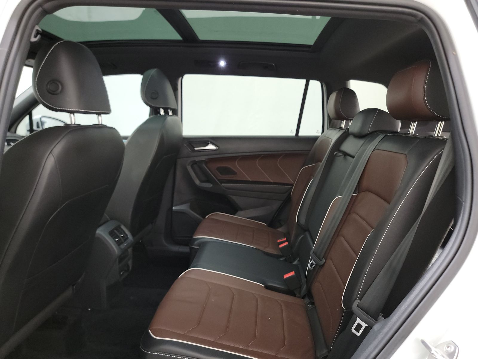 2024 Volkswagen Tiguan 2.0T SEL R-Line AWD