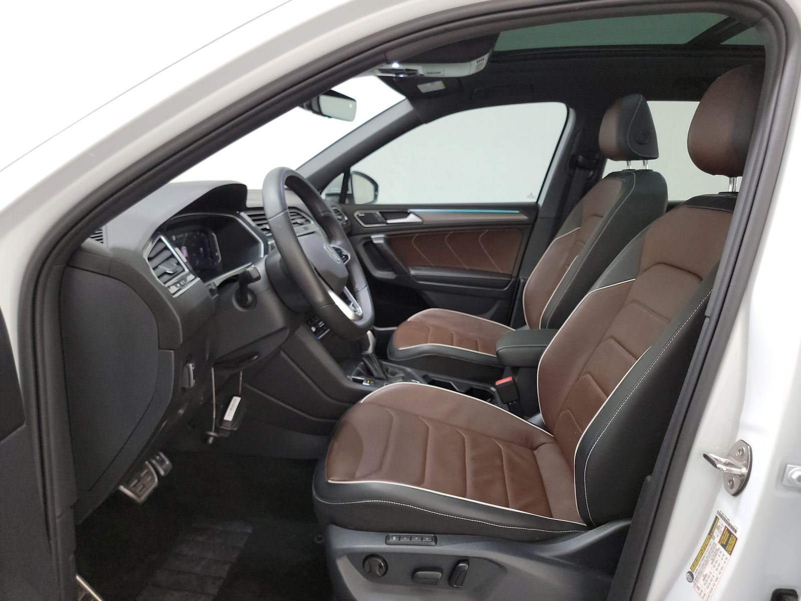 2024 Volkswagen Tiguan 2.0T SEL R-Line AWD