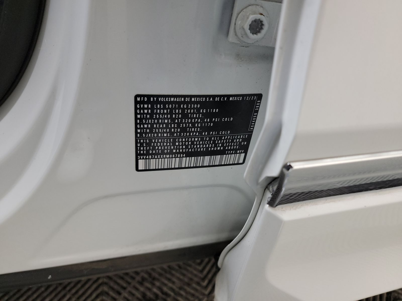 2024 Volkswagen Tiguan 2.0T SEL R-Line AWD