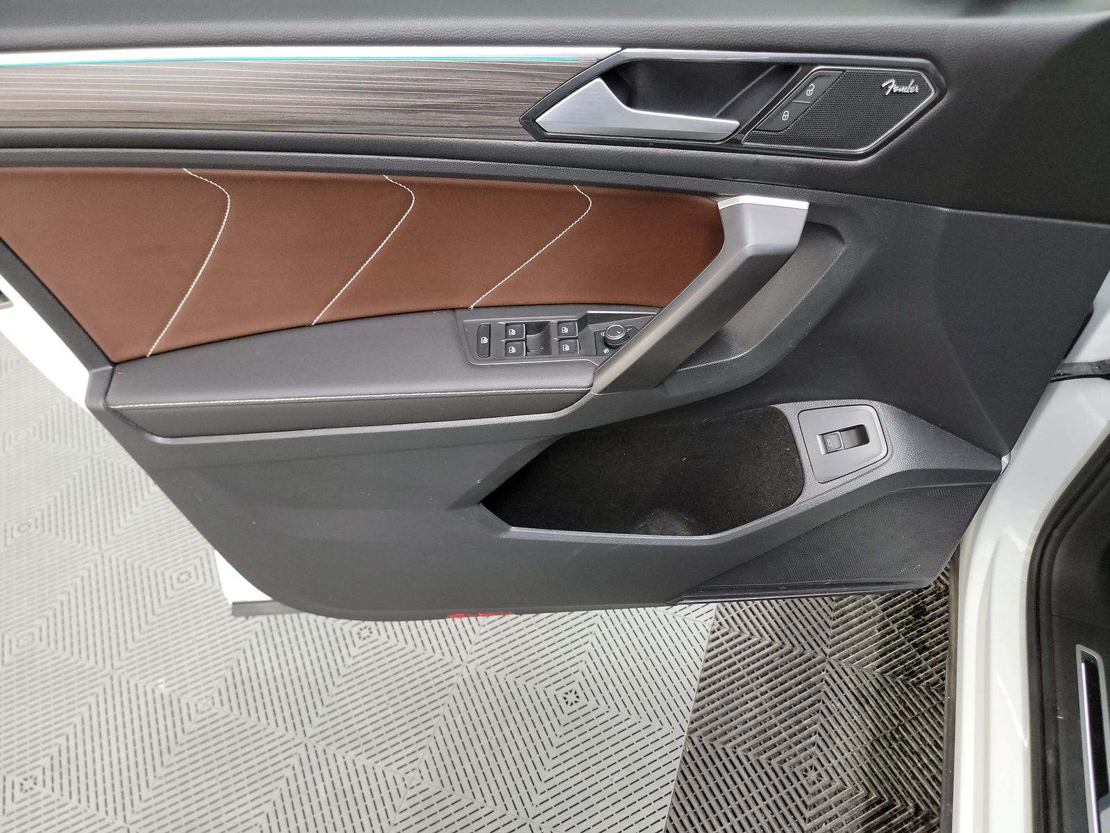 2024 Volkswagen Tiguan 2.0T SEL R-Line AWD