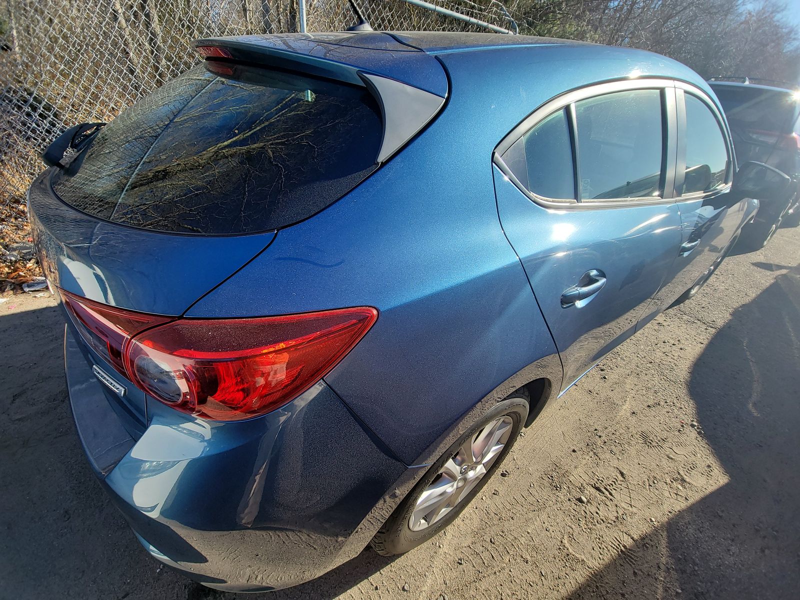 2017 MAZDA MAZDA3 Sport FWD