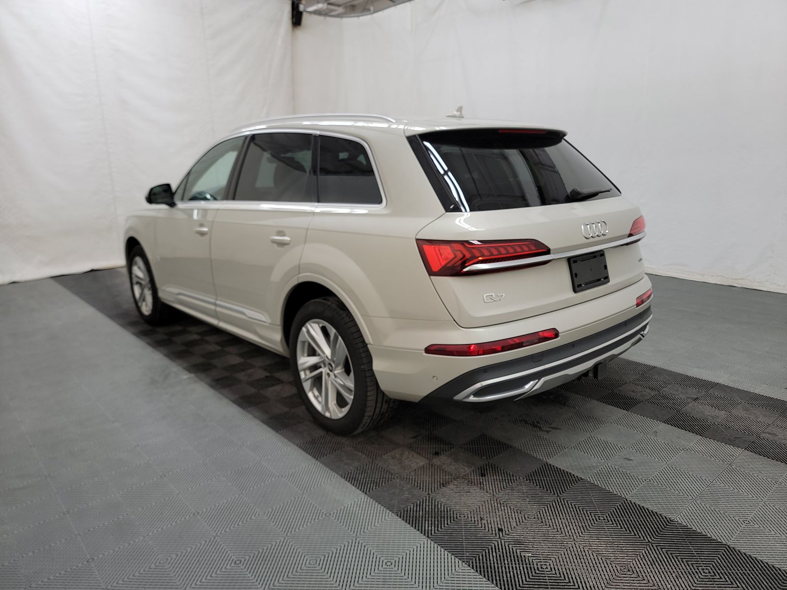 2022 Audi Q7 Premium Plus AWD