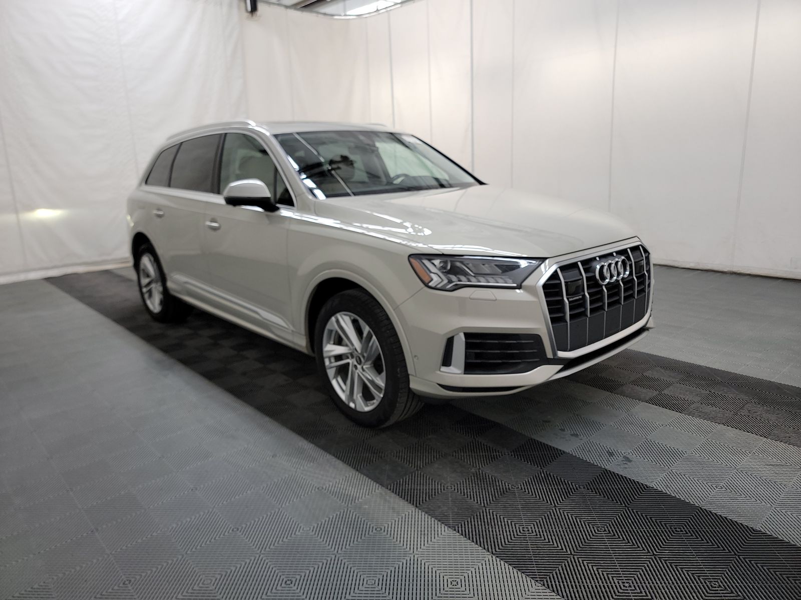2022 Audi Q7 Premium Plus AWD