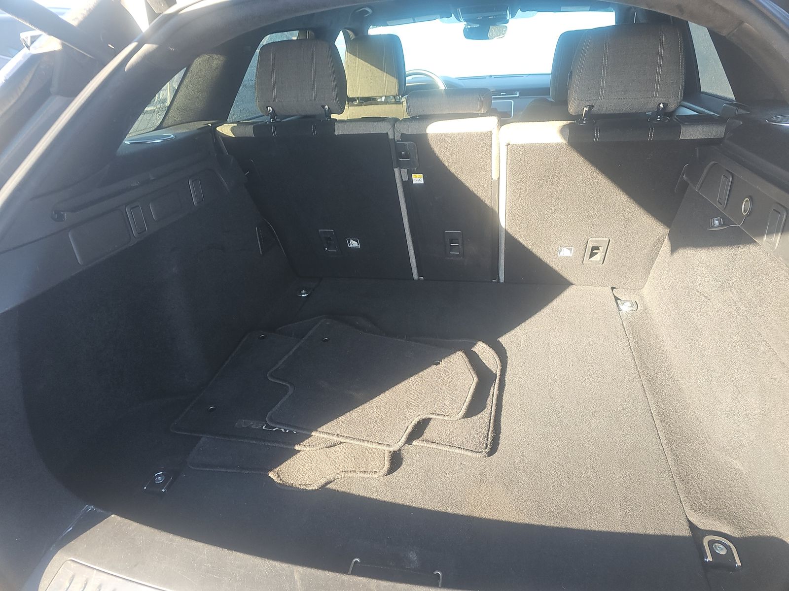 2019 Land Rover Range Rover Velar R-Dynamic HSE AWD