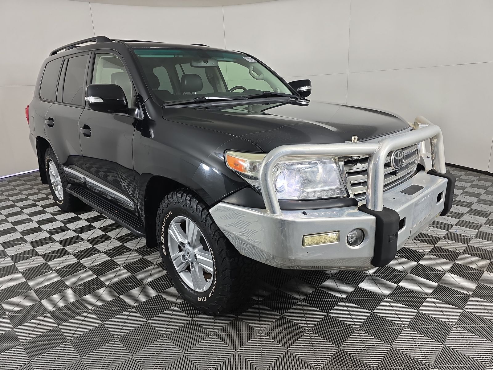 2013 Toyota Land Cruiser Base AWD