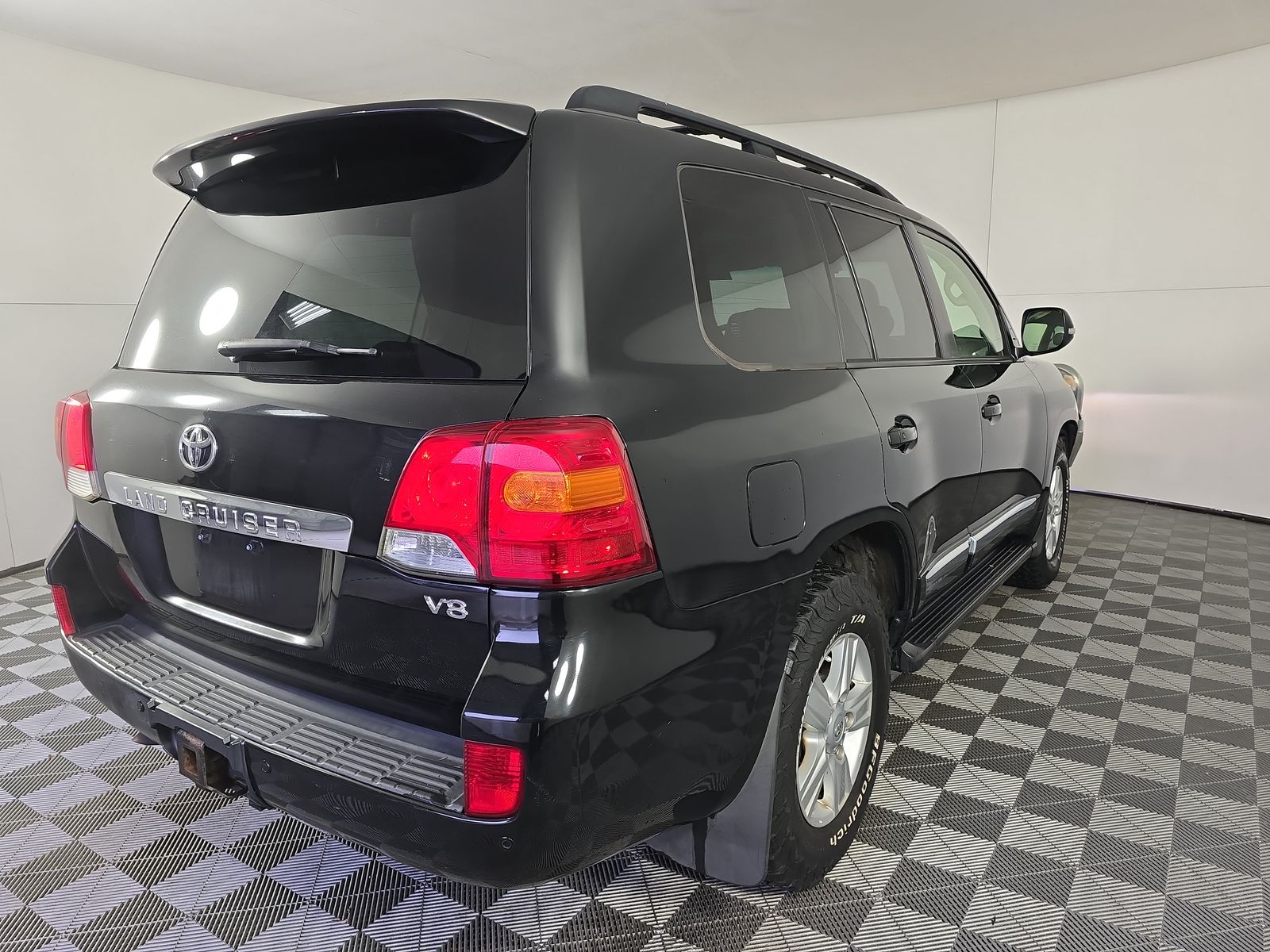 2013 Toyota Land Cruiser Base AWD