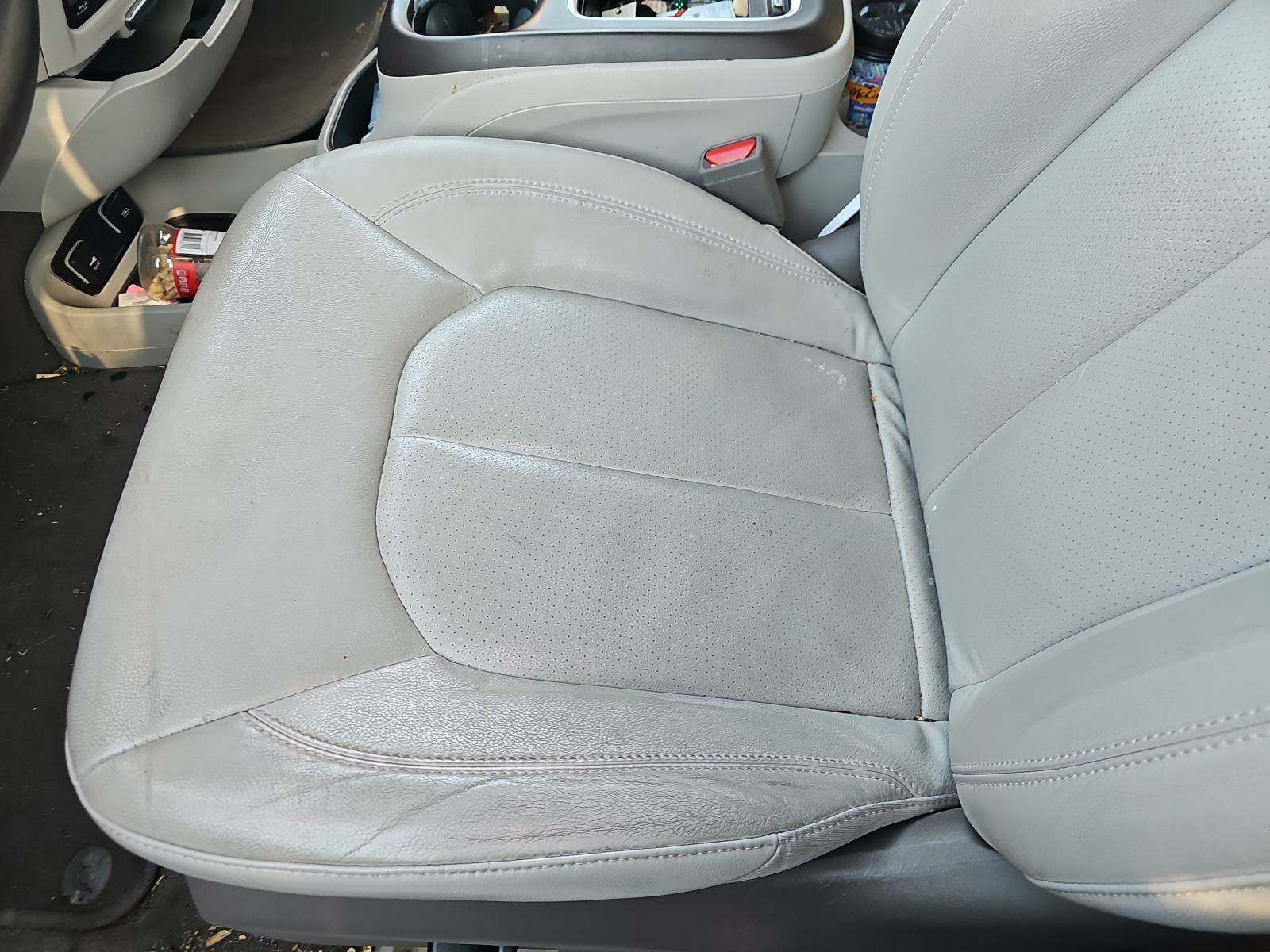 2021 Chrysler Pacifica Touring L FWD