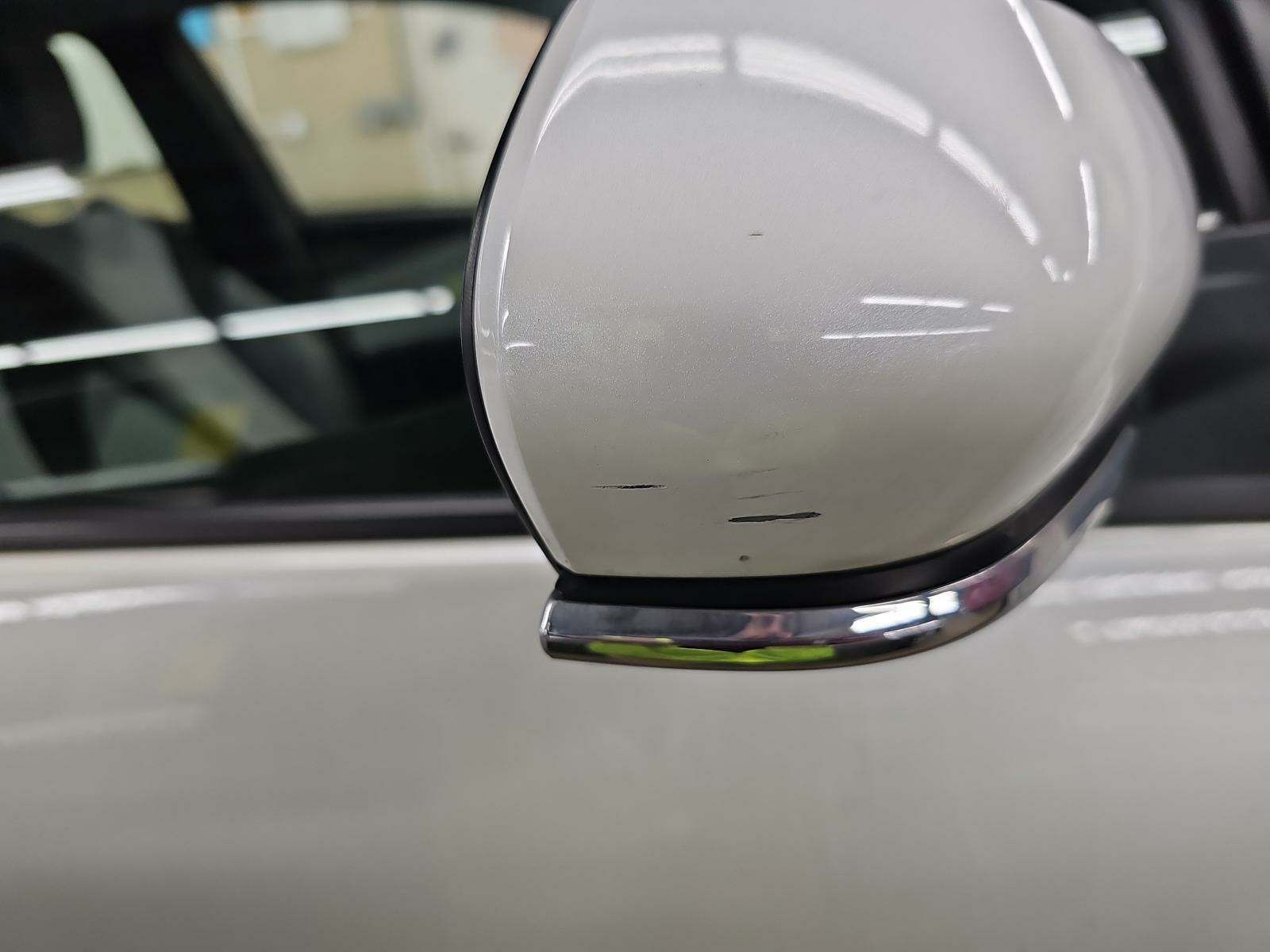 2016 Toyota Prius Two FWD