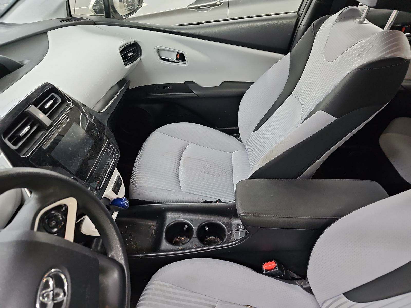 2016 Toyota Prius Two FWD