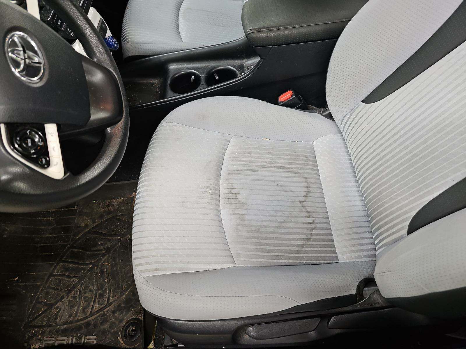 2016 Toyota Prius Two FWD