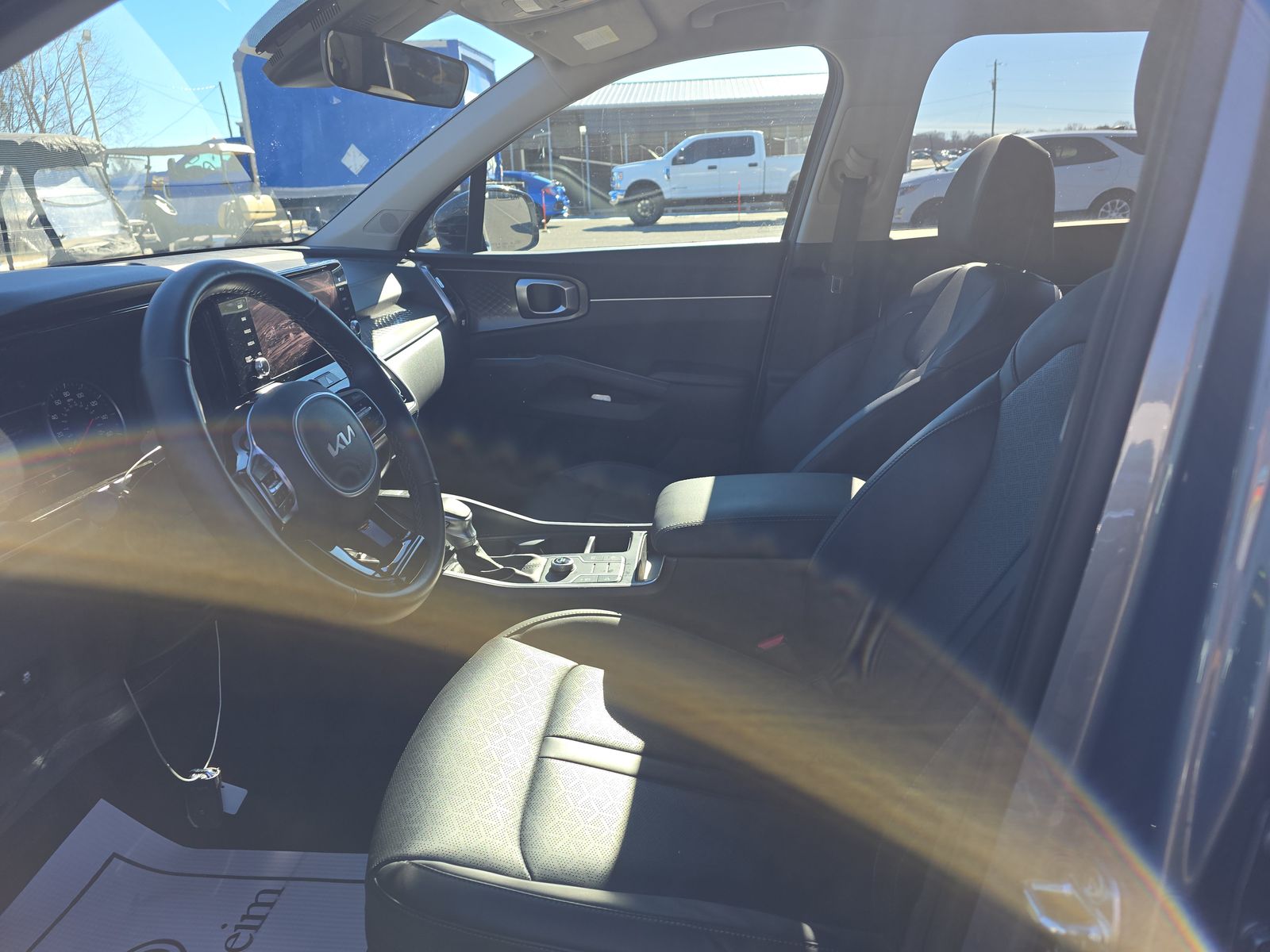 2023 Kia Sorento S FWD