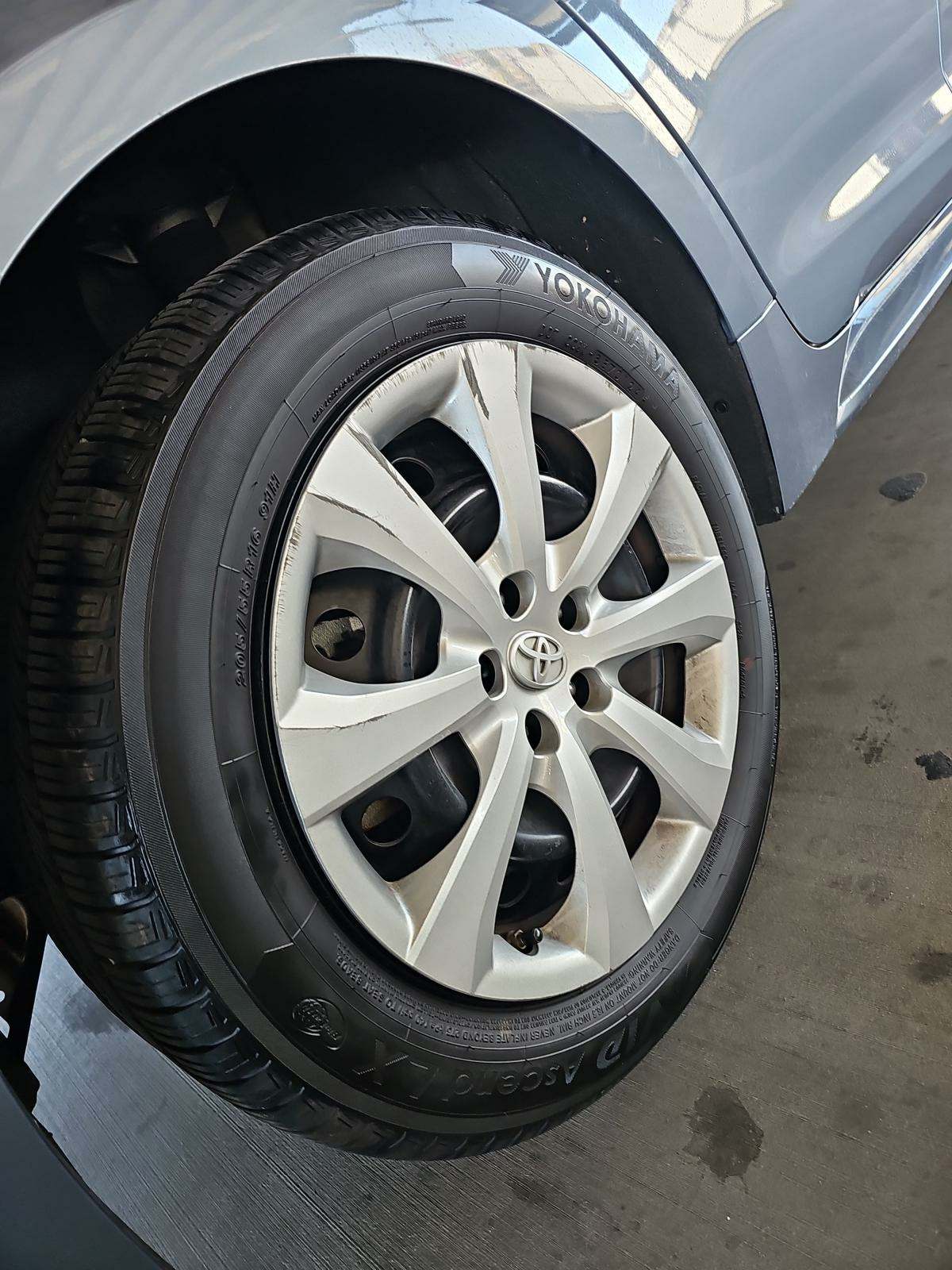2021 Toyota Corolla LE FWD