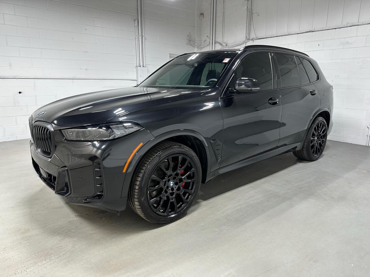 2025 BMW X5 xDrive40i M SPORT LINE