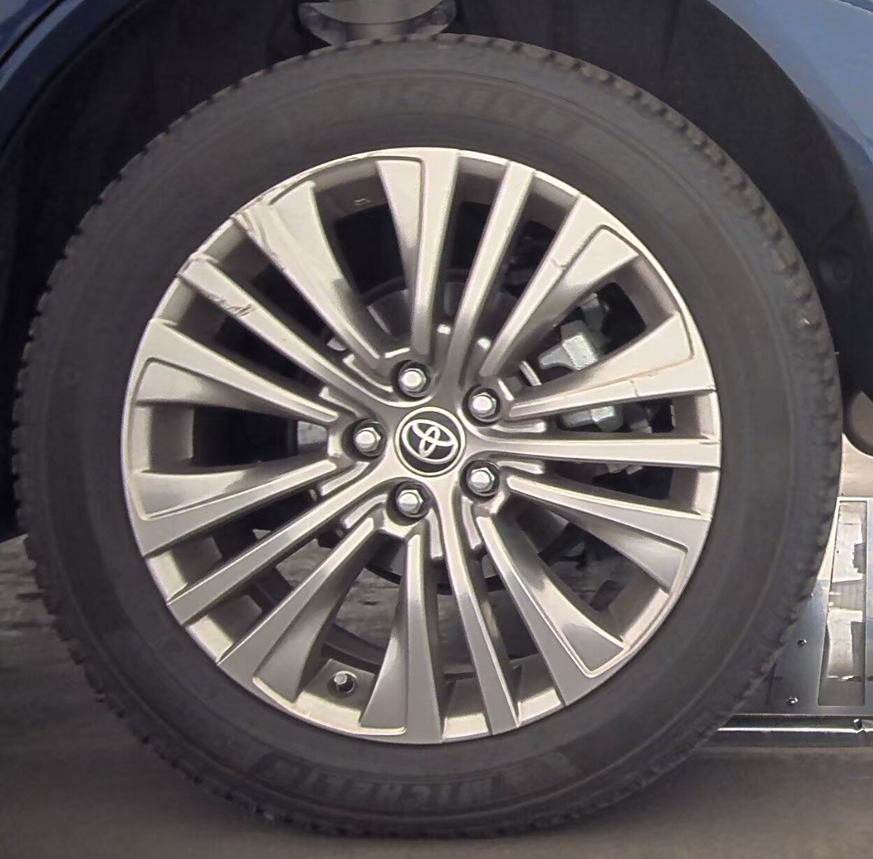 2022 Toyota Venza Limited AWD