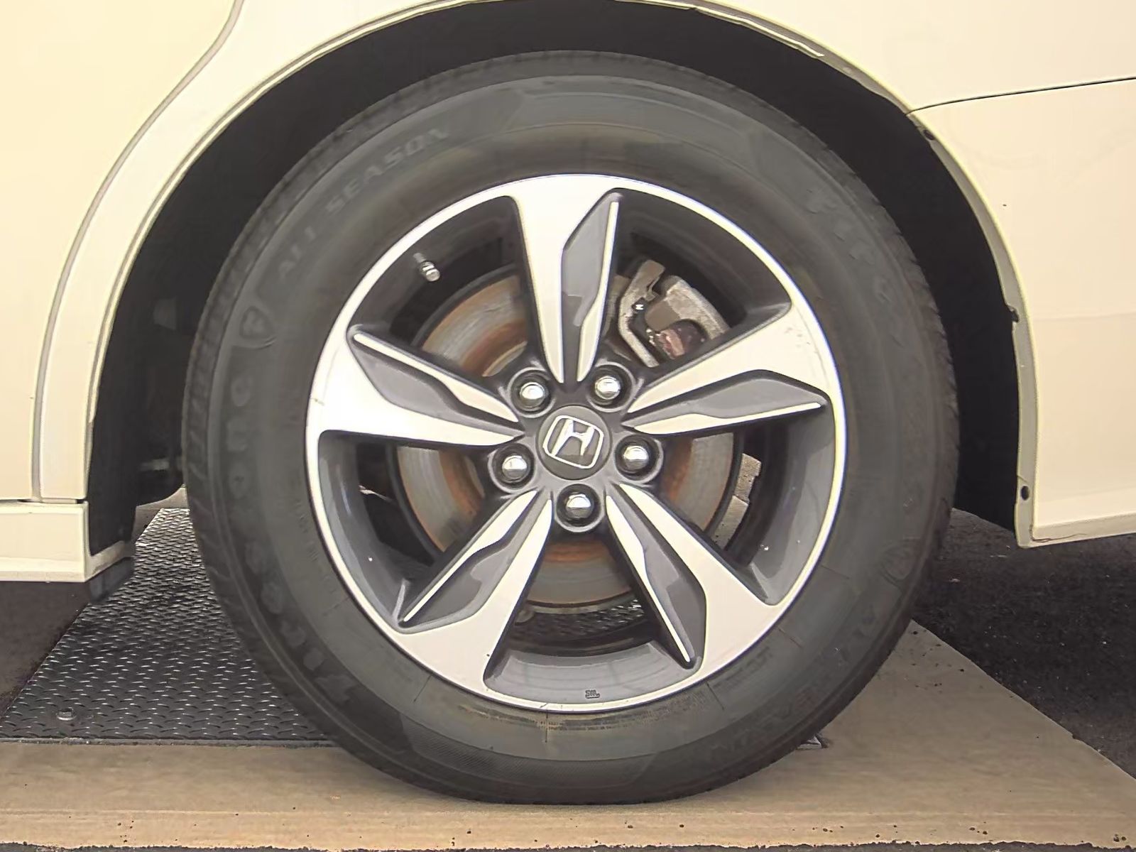 2019 Honda Odyssey Touring FWD