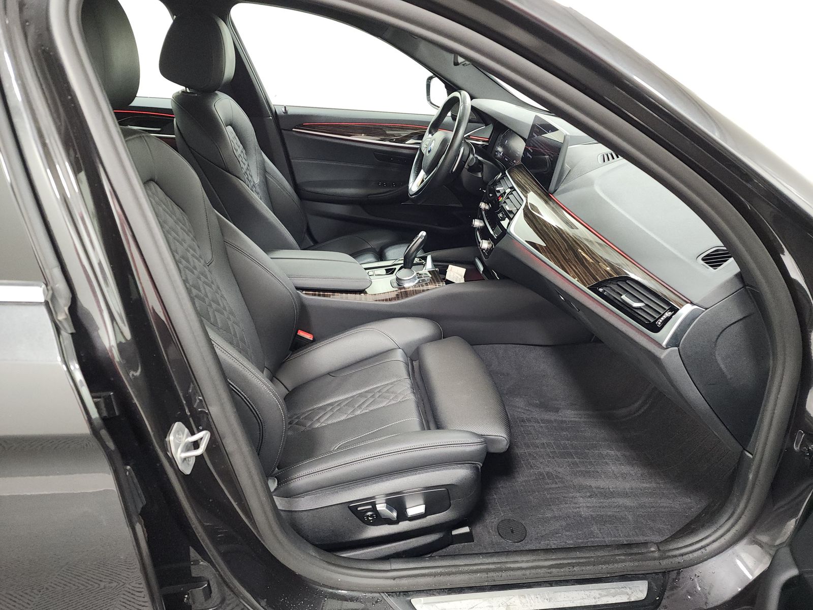 2022 BMW 5 Series 530i xDrive AWD