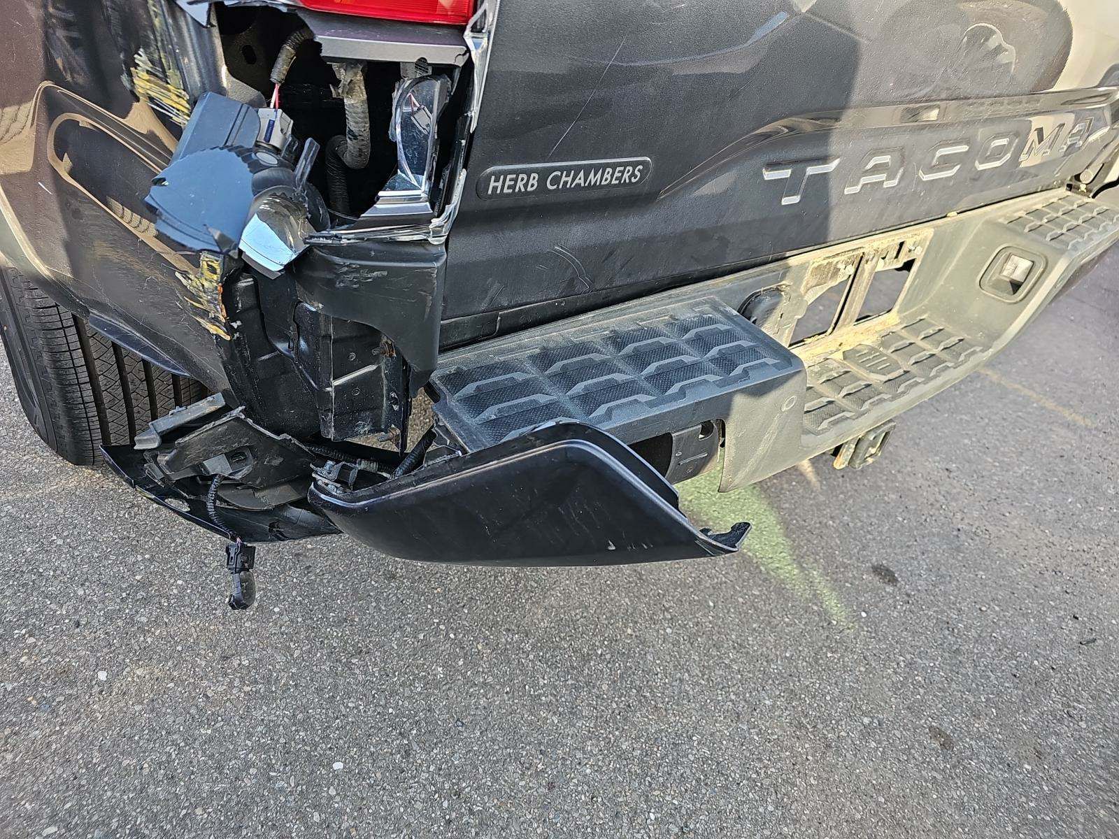 2022 Toyota Tacoma TRD Off-Road AWD