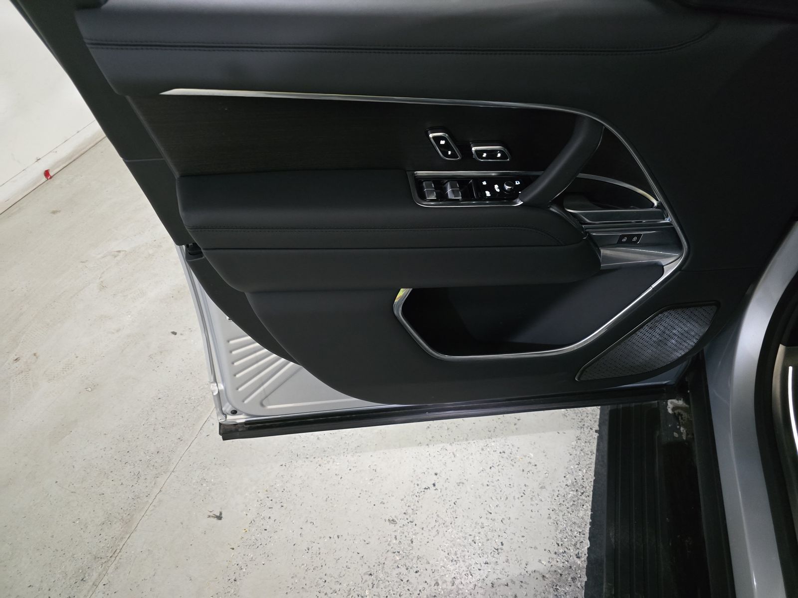 2024 Land Rover Range Rover Autobiography AWD