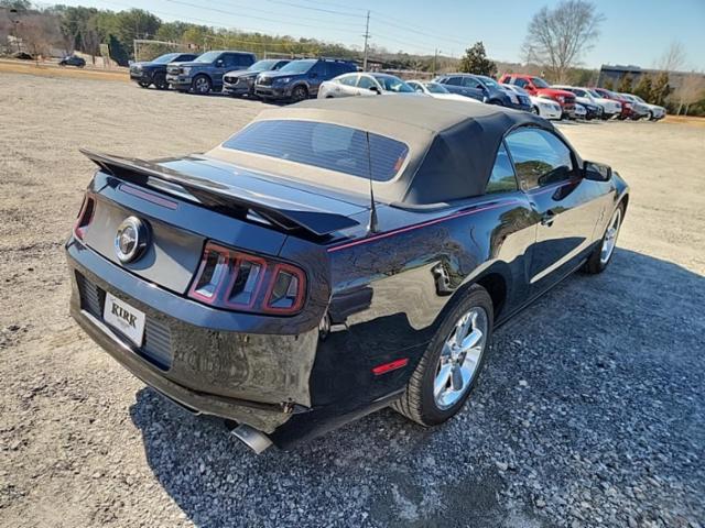 2014 Ford Mustang V6 RWD