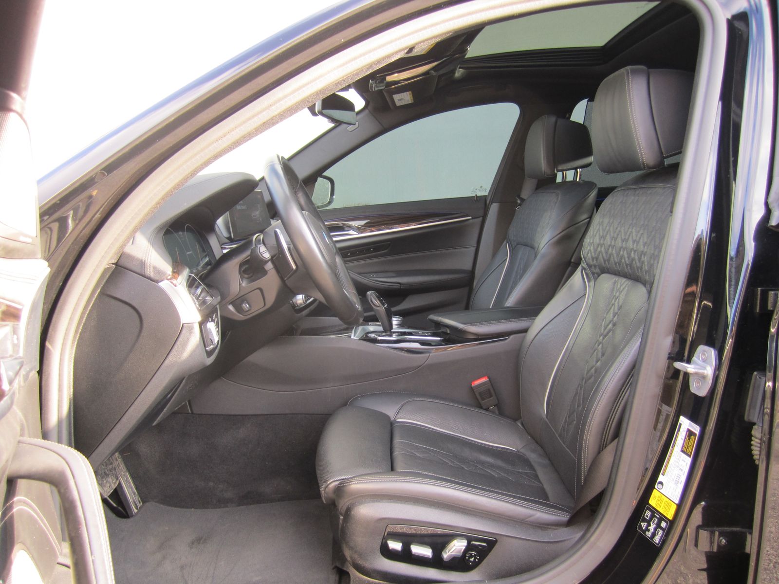 2019 BMW 5 Series M550i xDrive AWD