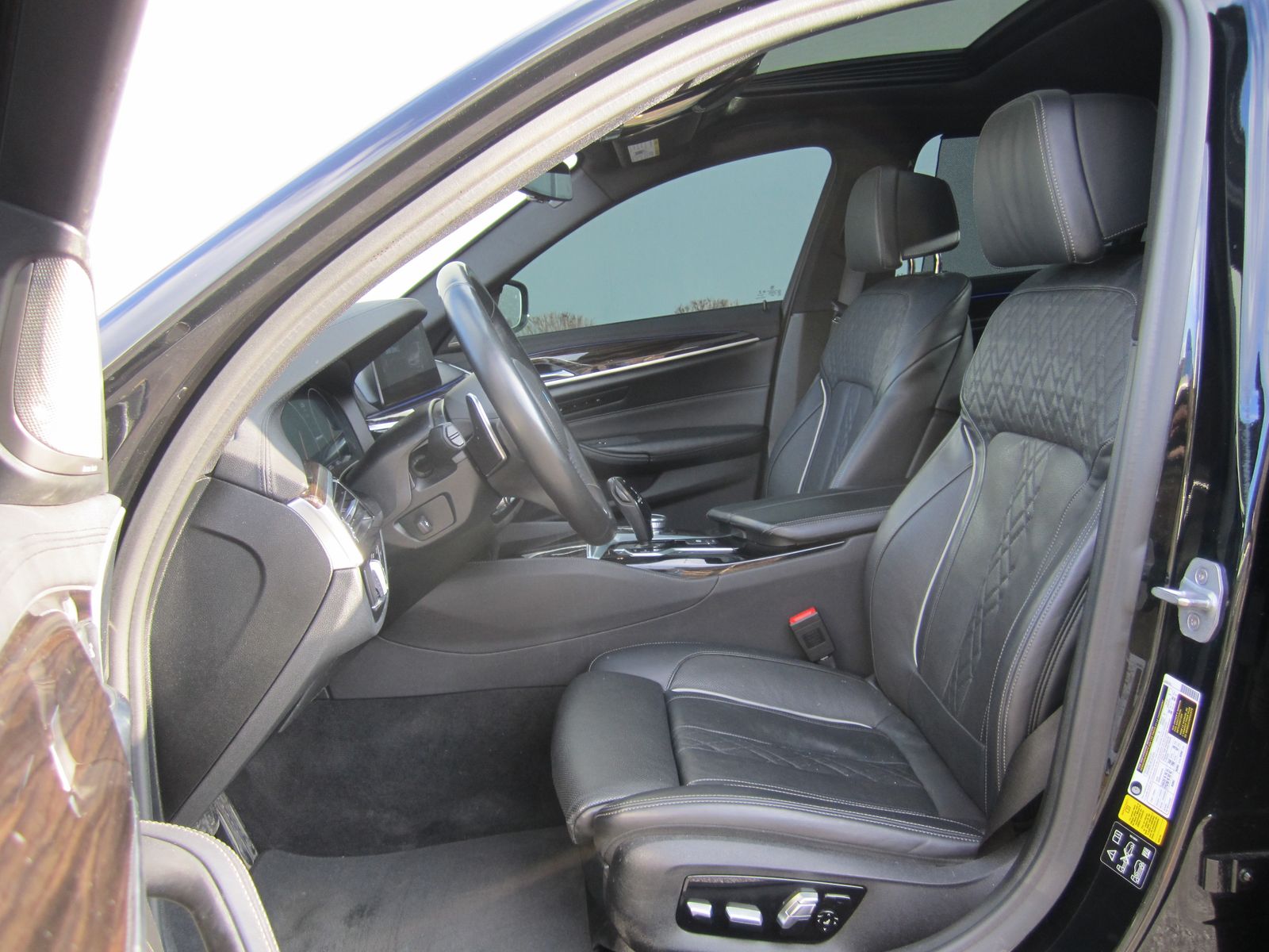 2019 BMW 5 Series M550i xDrive AWD