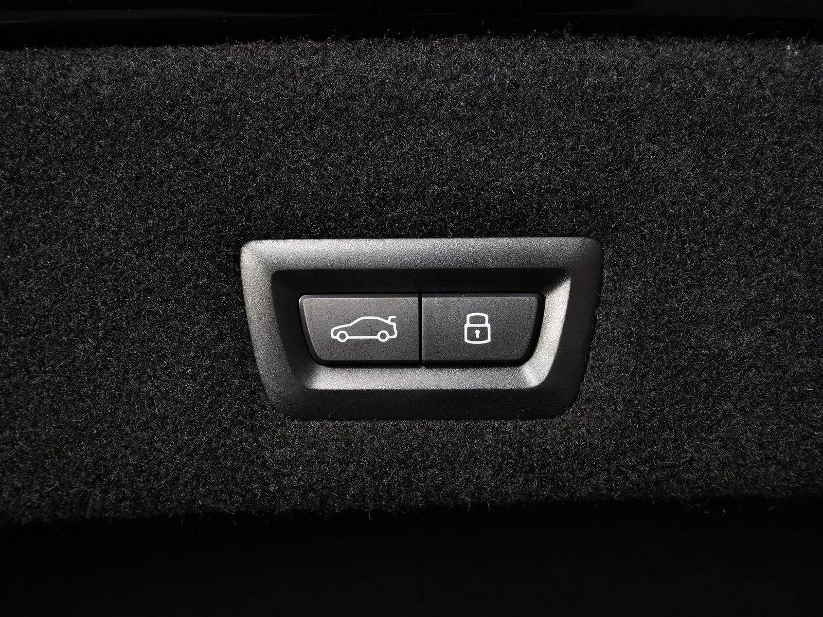 BMW 7 Series 760i xDrive снимка BMW 7 Series 760i xDrive