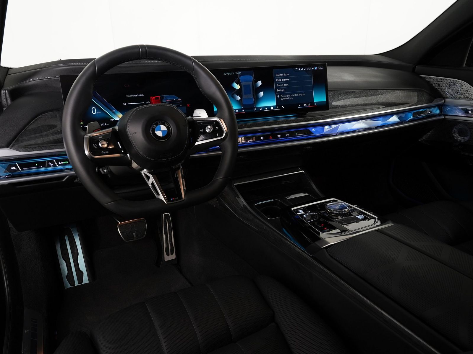 BMW 7 Series 760i xDrive снимка BMW 7 Series 760i xDrive