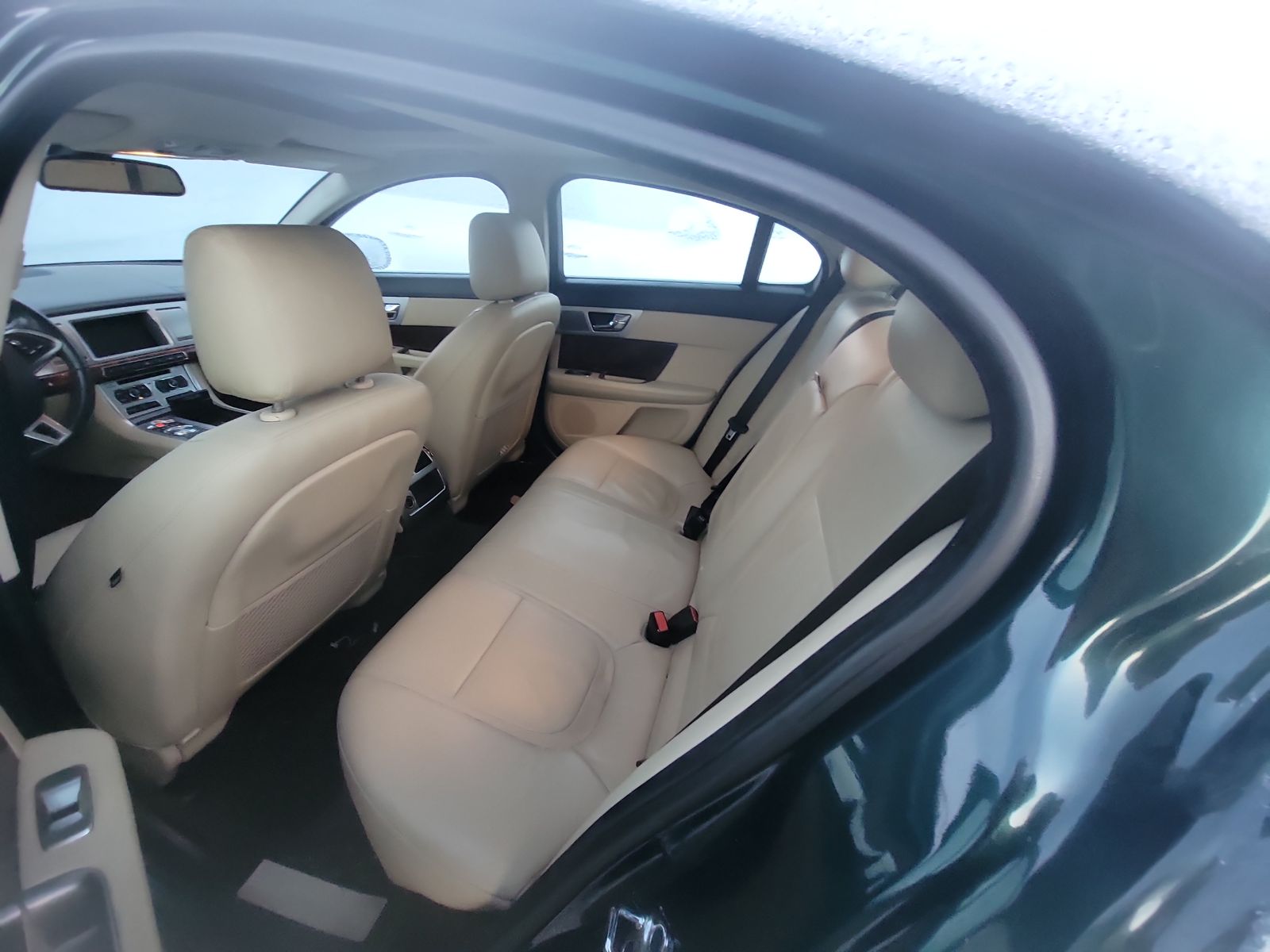 2012 Jaguar XF Base RWD