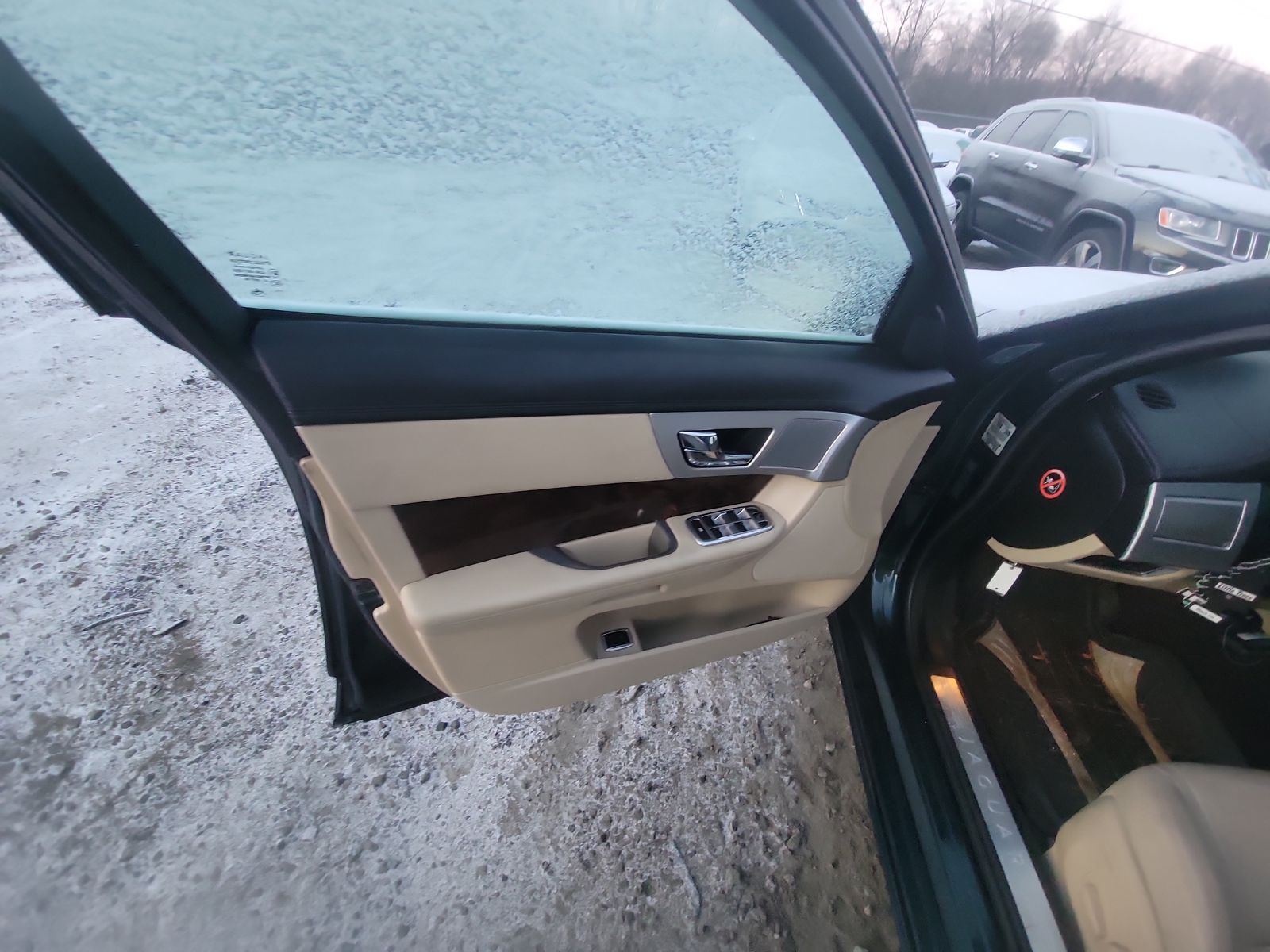 2012 Jaguar XF Base RWD
