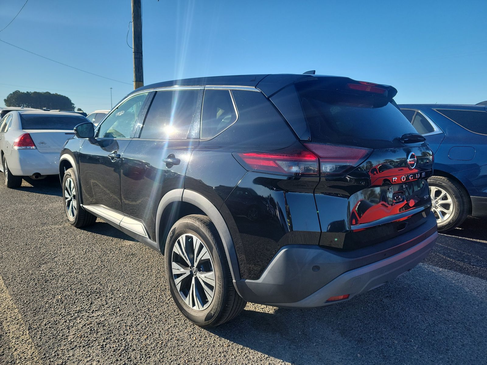 2021 Nissan Rogue SV FWD