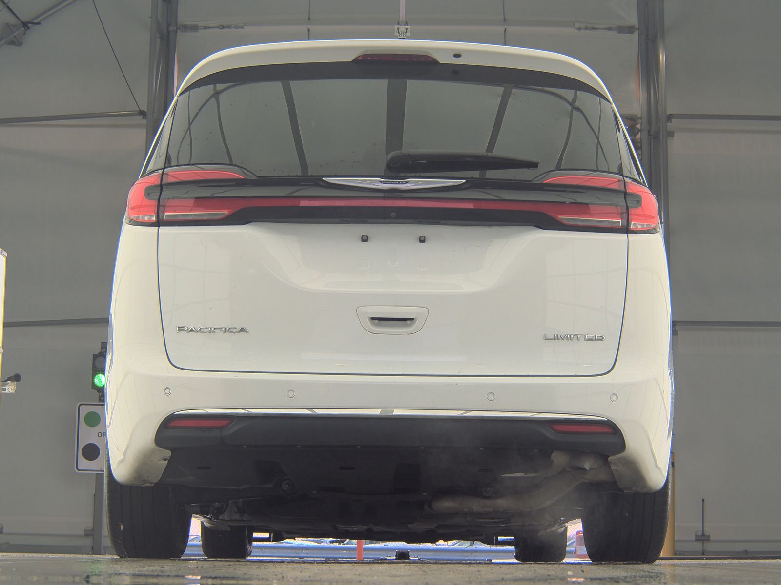 2022 Chrysler Pacifica Limited FWD