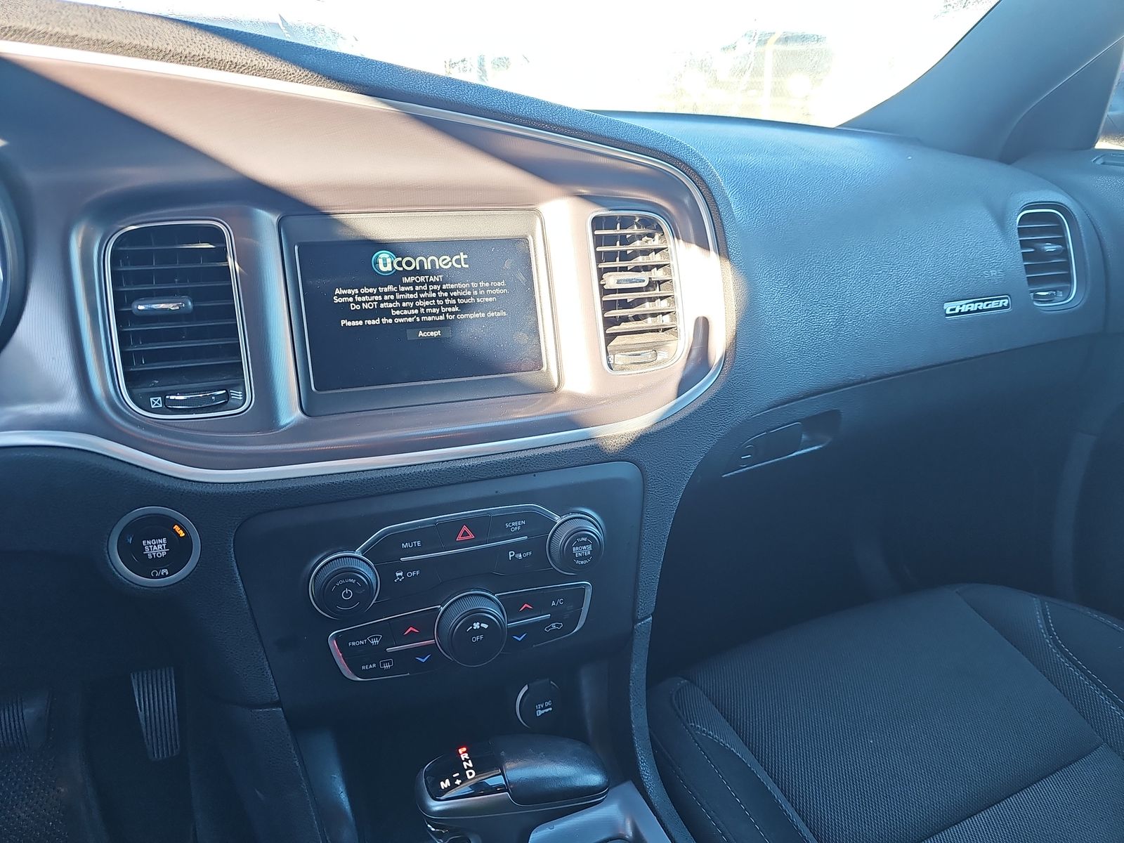 2022 Dodge Charger SXT RWD