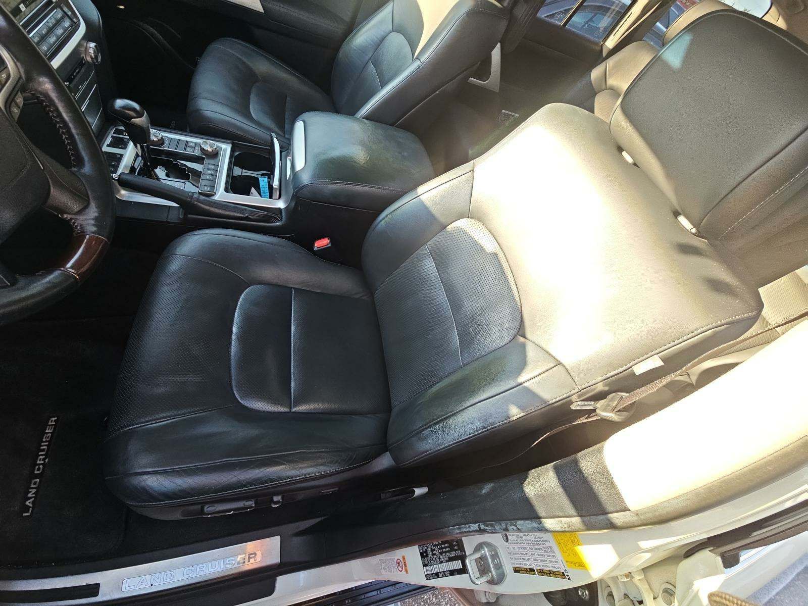 2016 Toyota Land Cruiser Base AWD