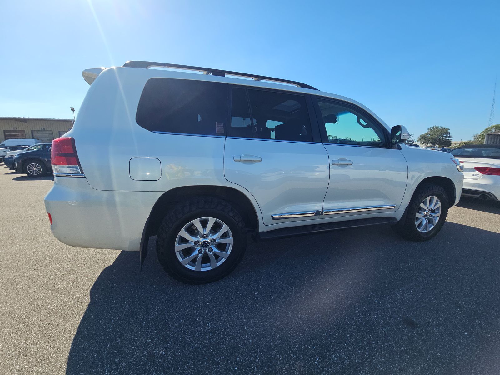 2016 Toyota Land Cruiser Base AWD