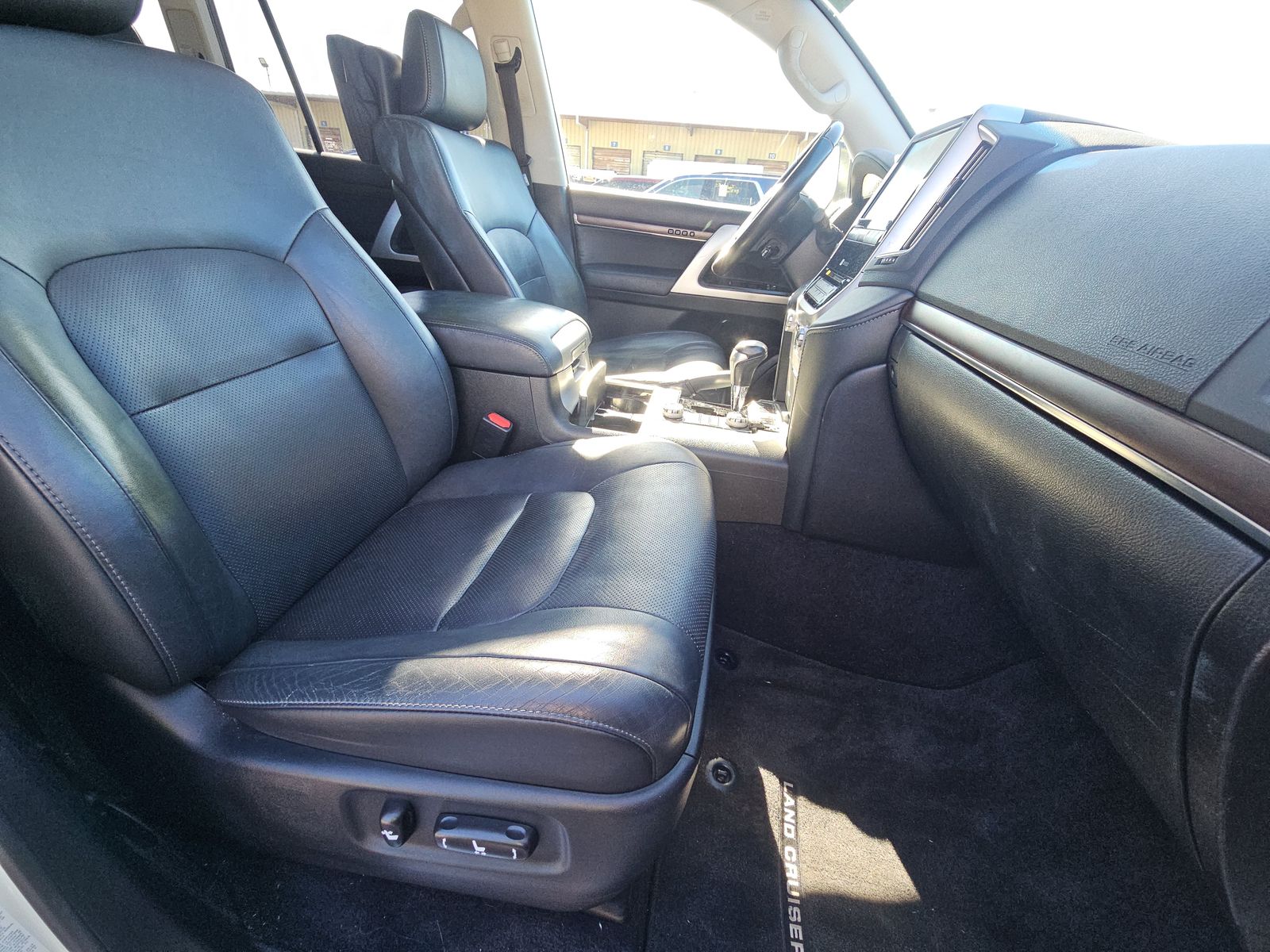 2016 Toyota Land Cruiser Base AWD