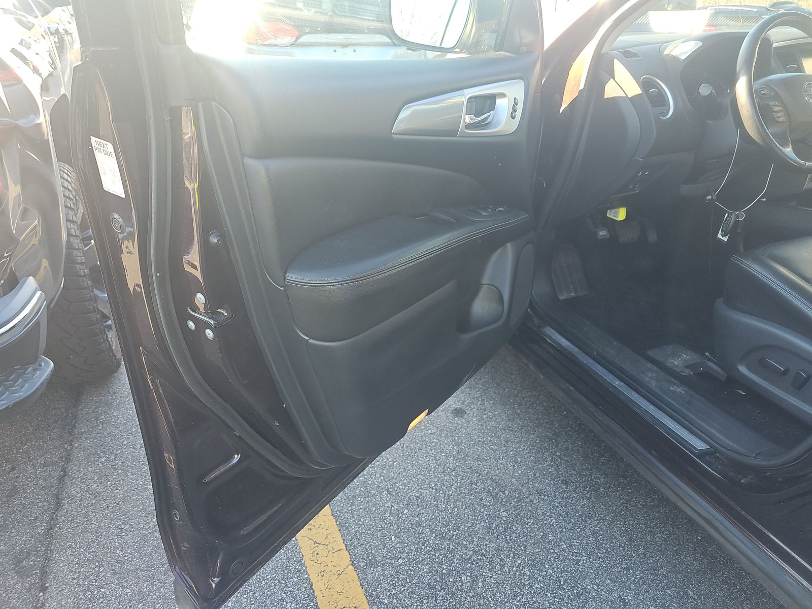 2019 Nissan Pathfinder SL FWD