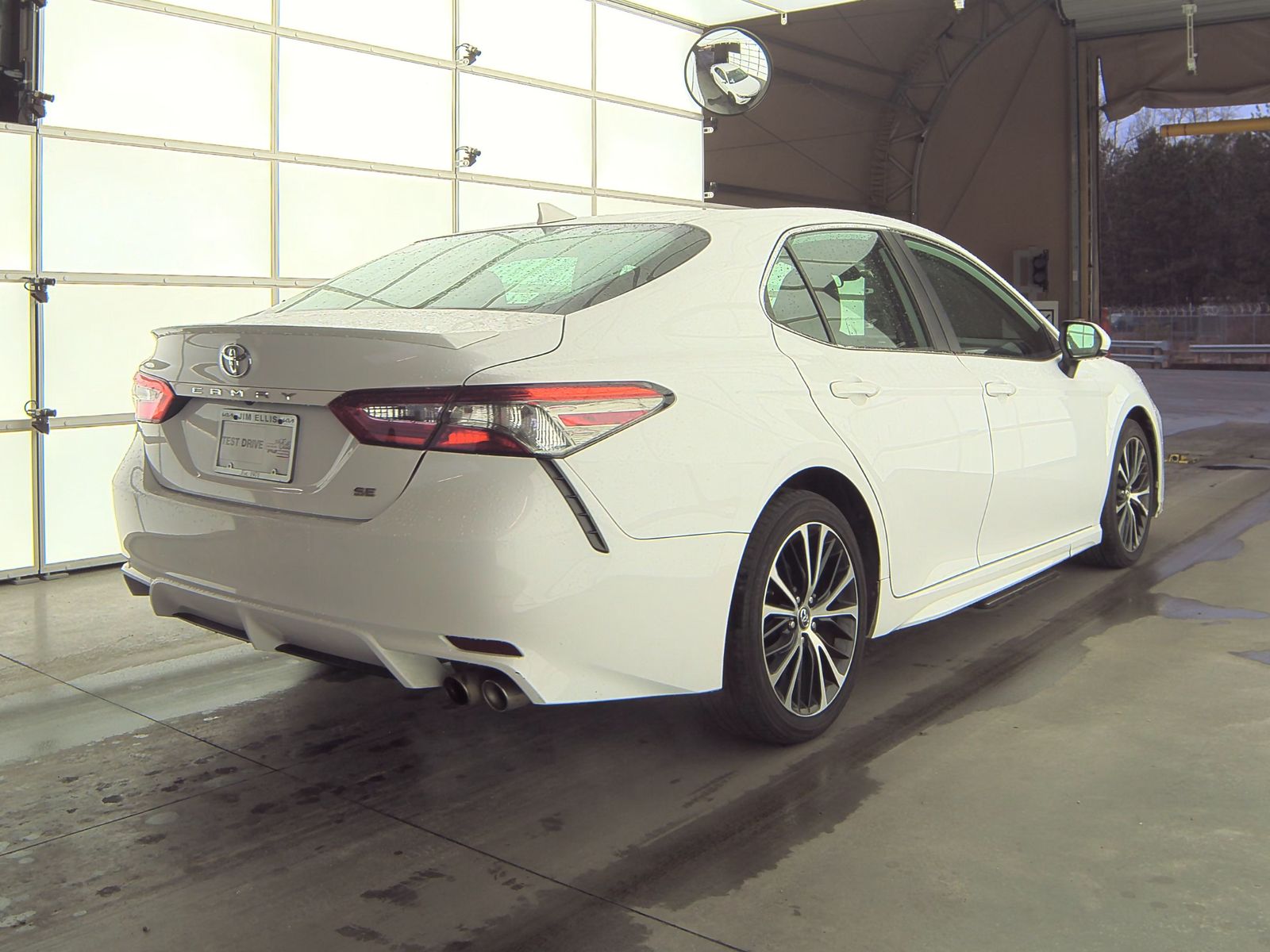 2019 Toyota Camry SE FWD