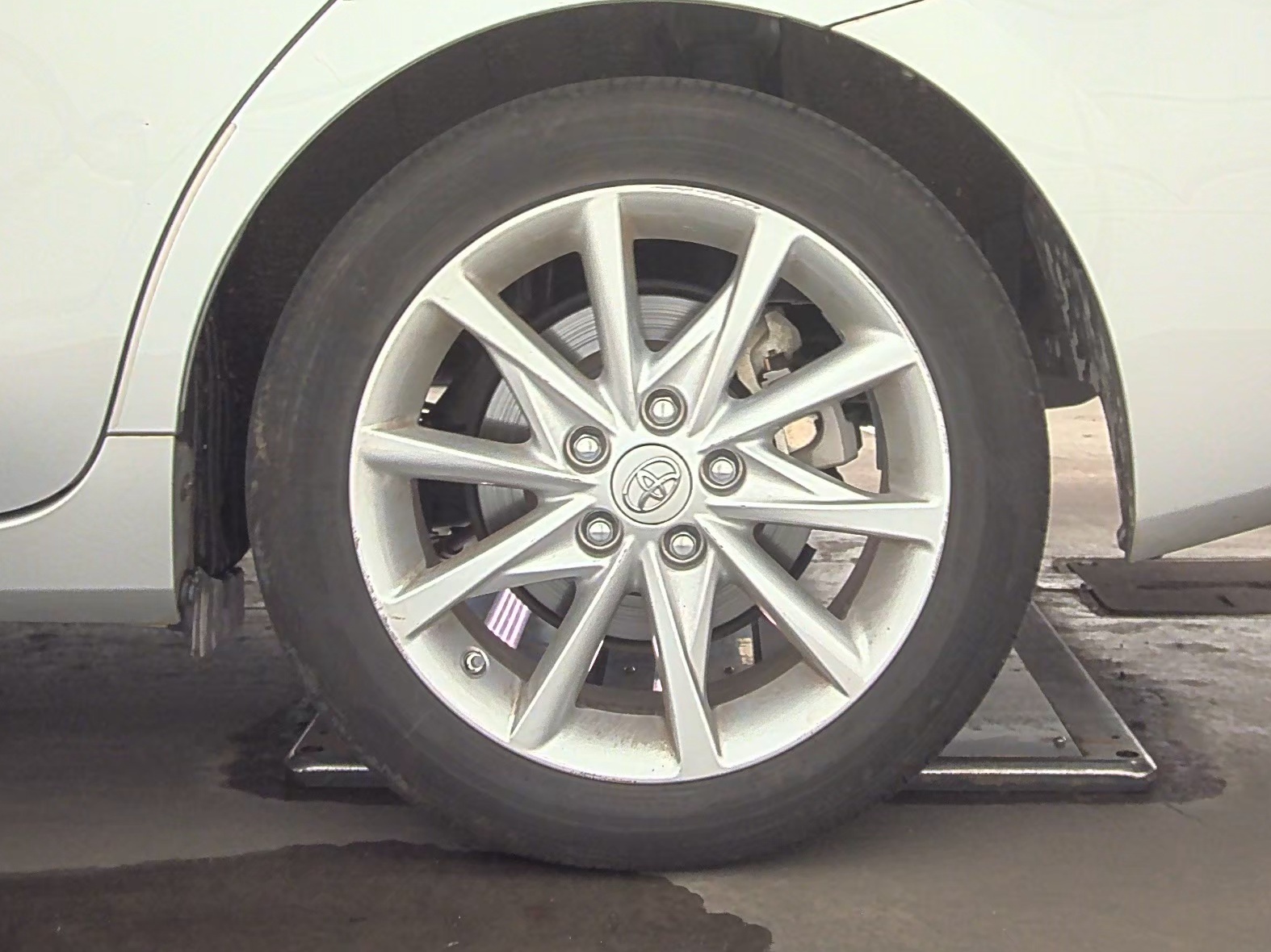 2012 Toyota Prius v Five FWD