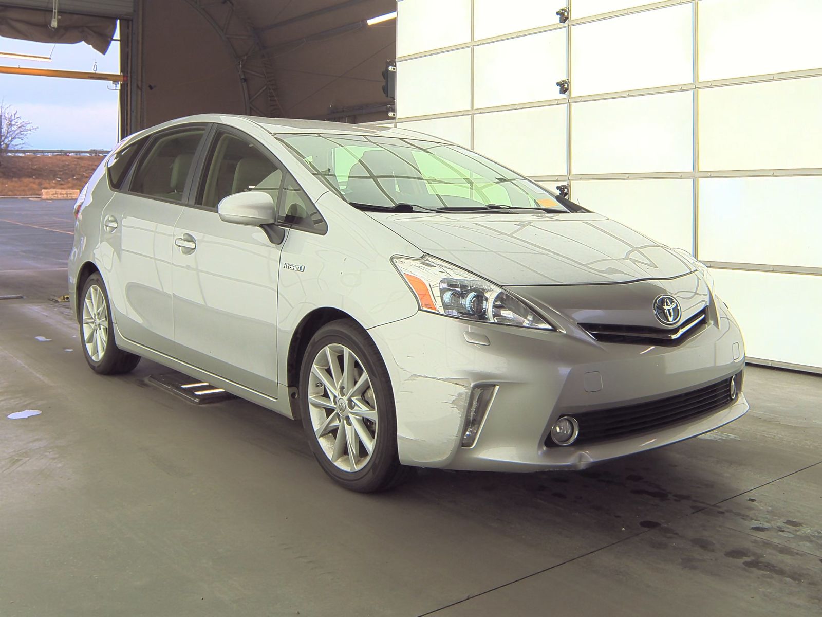 2012 Toyota Prius v Five FWD