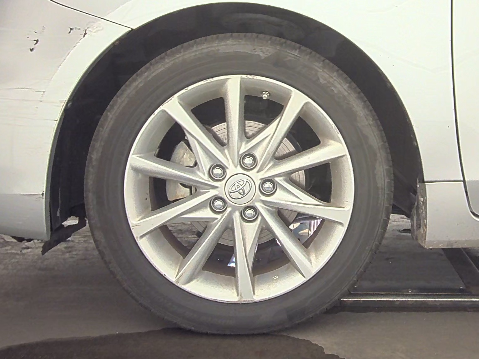 2012 Toyota Prius v Five FWD