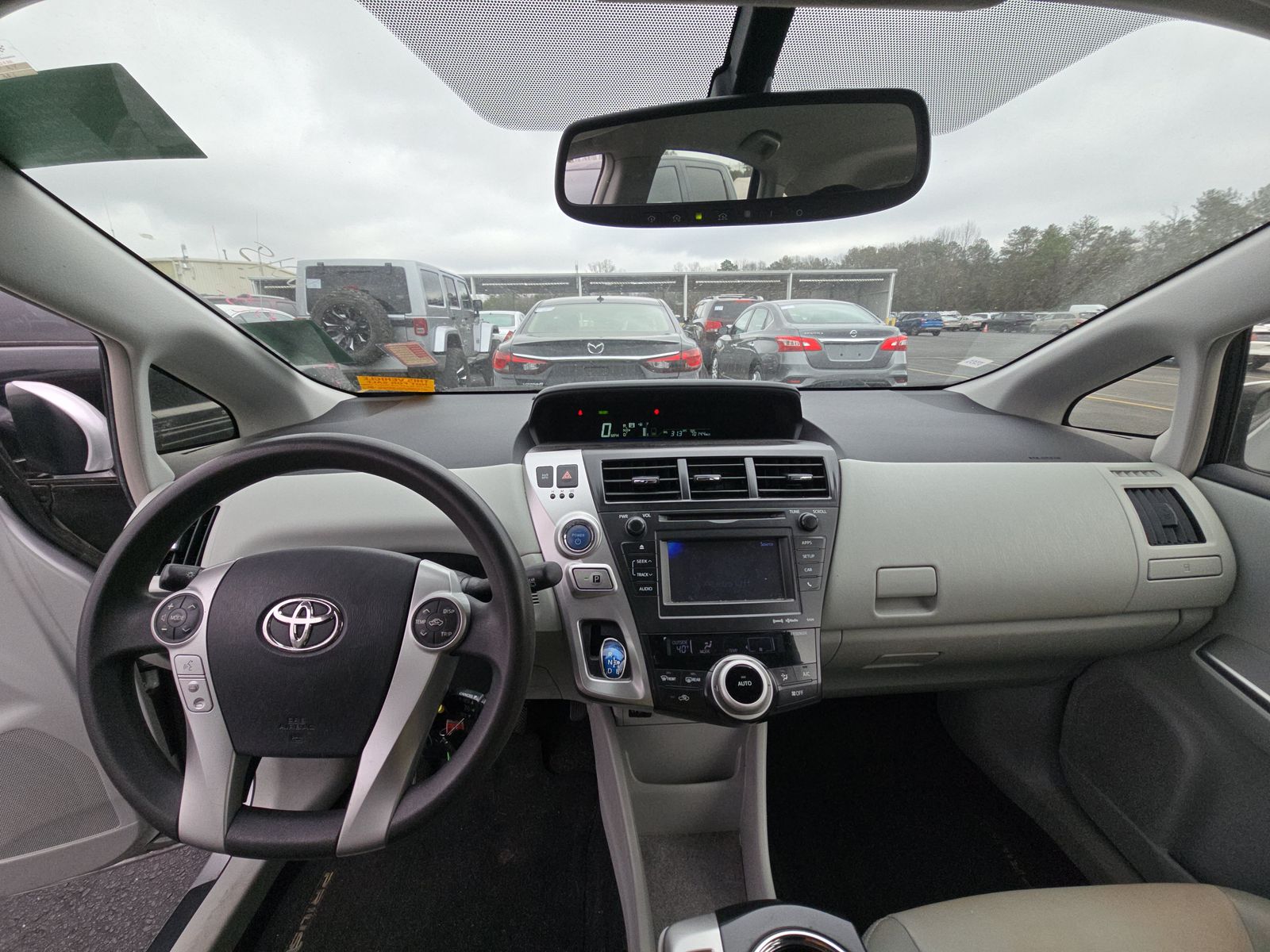 2012 Toyota Prius v Five FWD