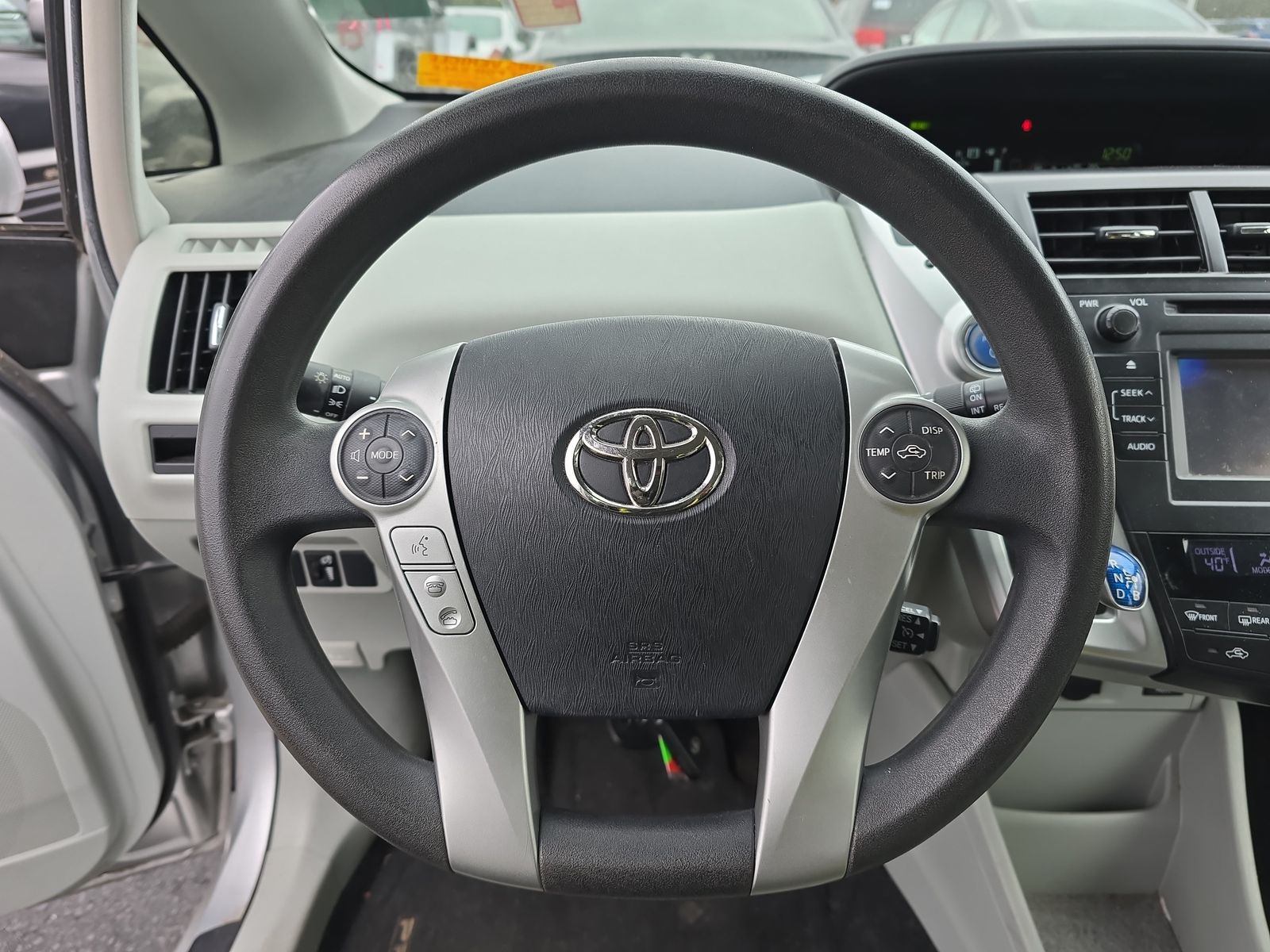 2012 Toyota Prius v Five FWD
