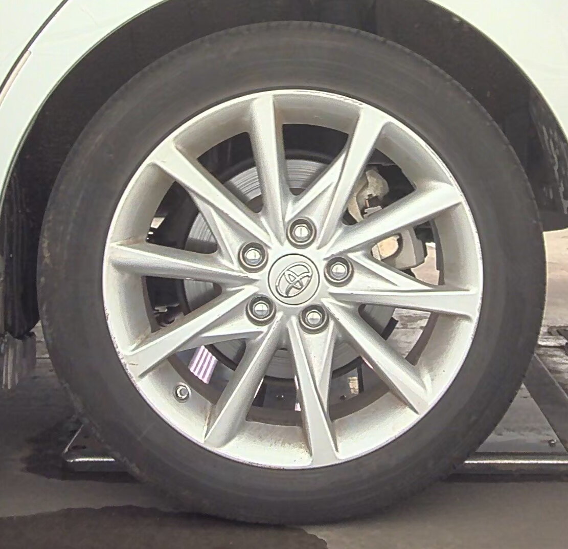 2012 Toyota Prius v Five FWD