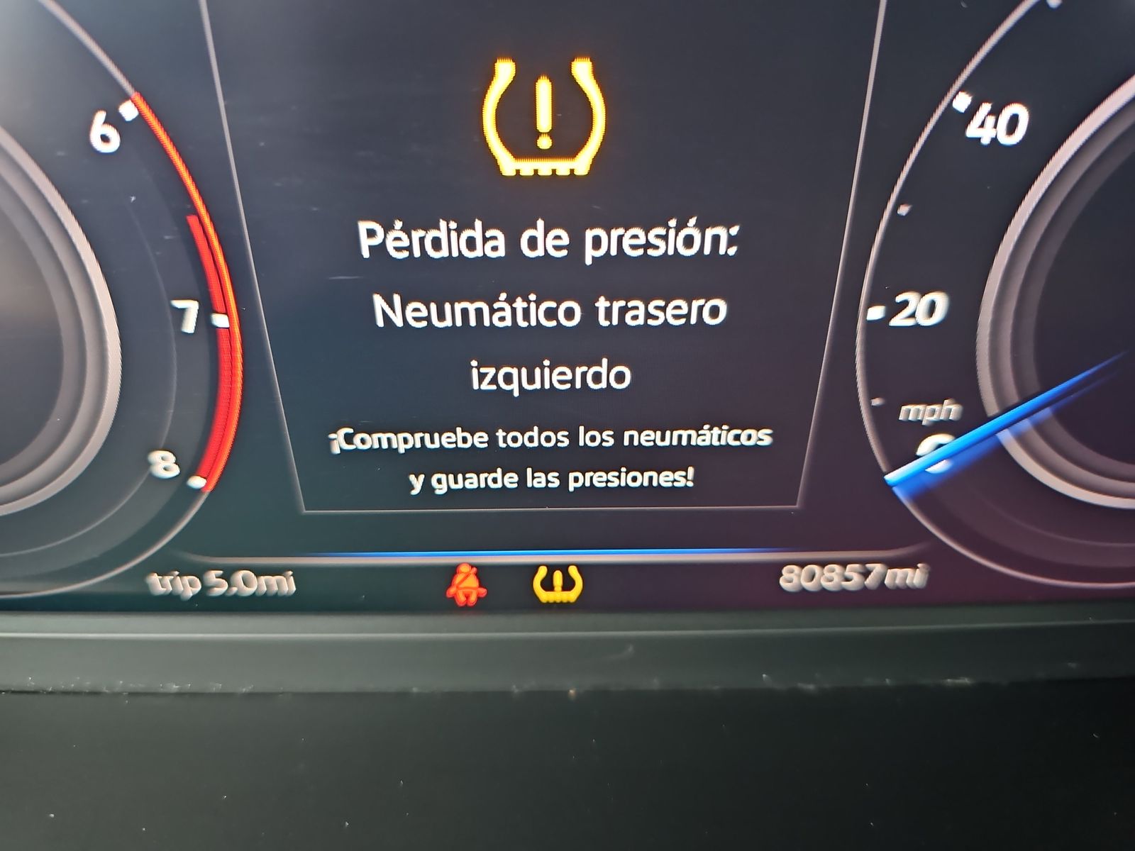 2020 Volkswagen Tiguan 2.0T SEL FWD
