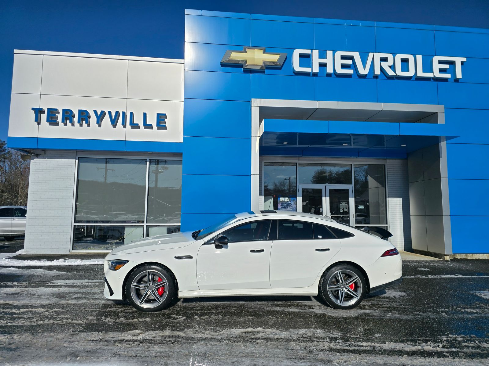 Mercedes-Benz AMG GT 53 4MATIC Sedan снимка Mercedes-Benz AMG GT 53 4MATIC Sedan