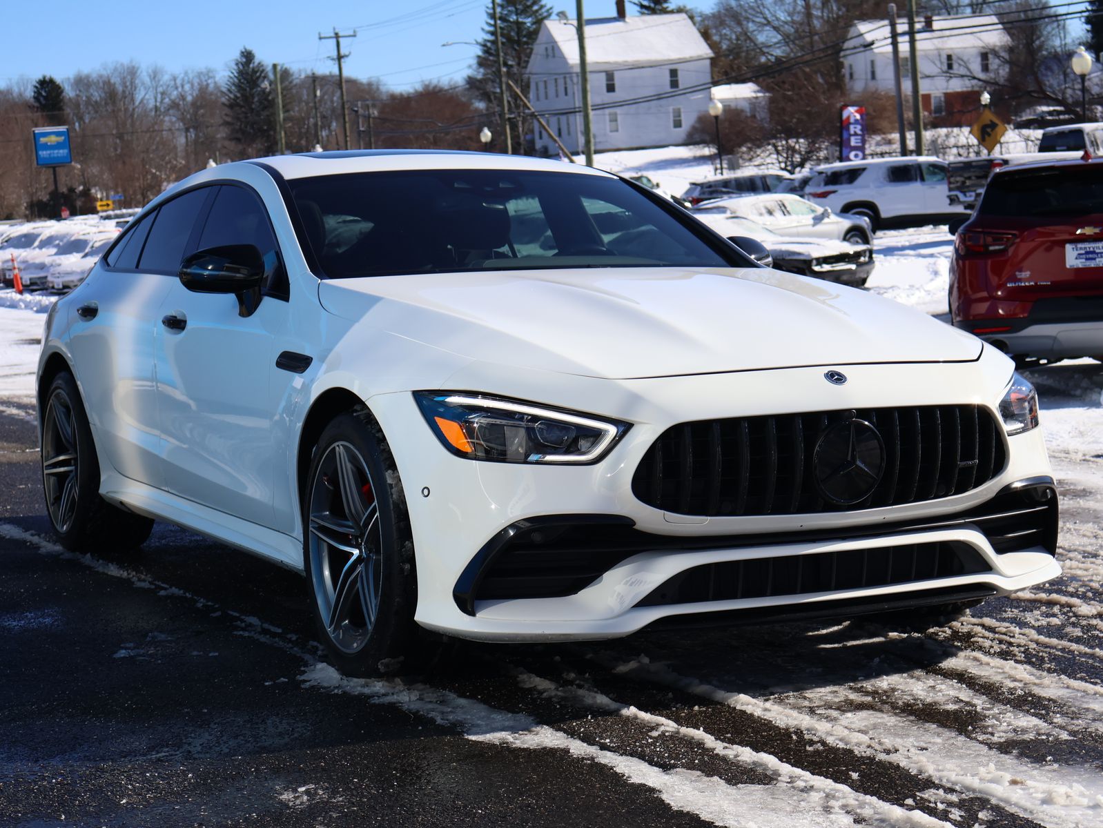 Mercedes-Benz AMG GT 53 4MATIC Sedan снимка Mercedes-Benz AMG GT 53 4MATIC Sedan