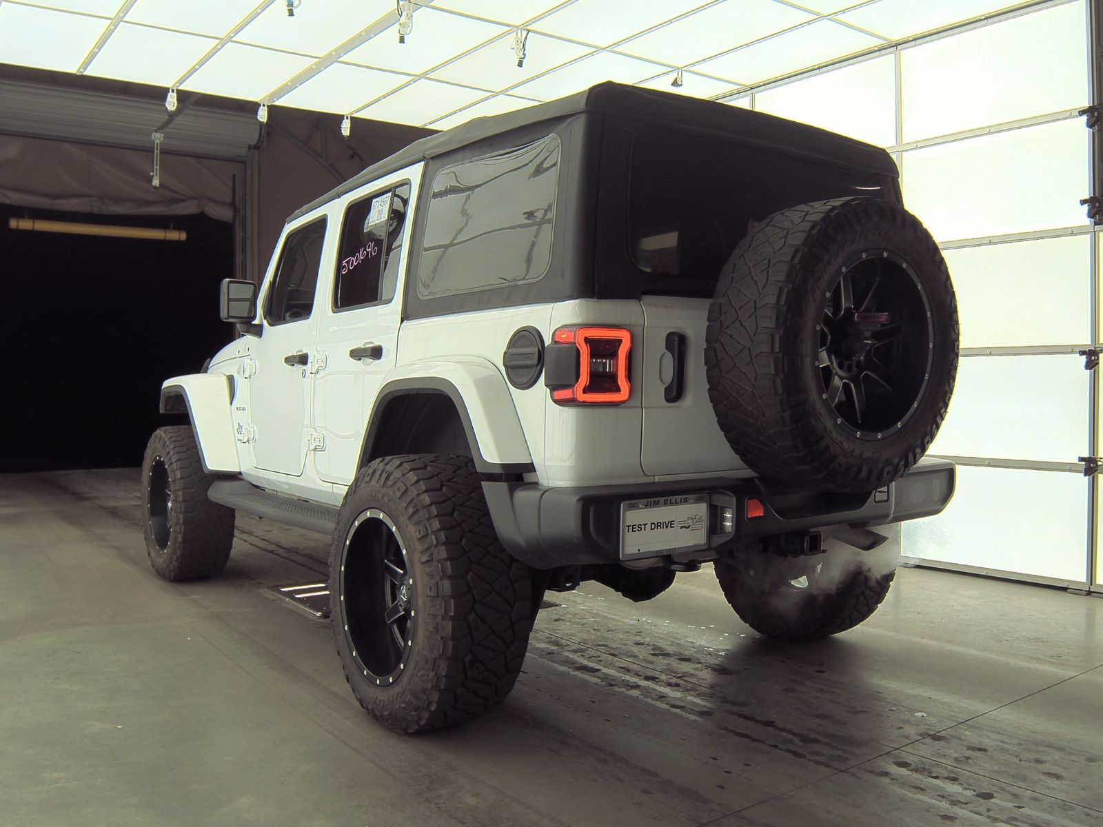 2020 Jeep Wrangler Unlimited Sahara AWD